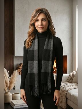 Sokool Unisex Black and Gray Striped Scarf